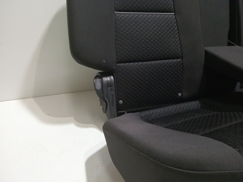Recambio de juego asientos completo para ssangyong kyron 200 xdi limited referencia OEM IAM D20DT  