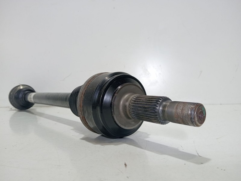 Recambio de transmision trasera izquierda para audi q7 (4l) 3.0 tdi v6 advance quattro (176kw) referencia OEM IAM 7L8501201B  