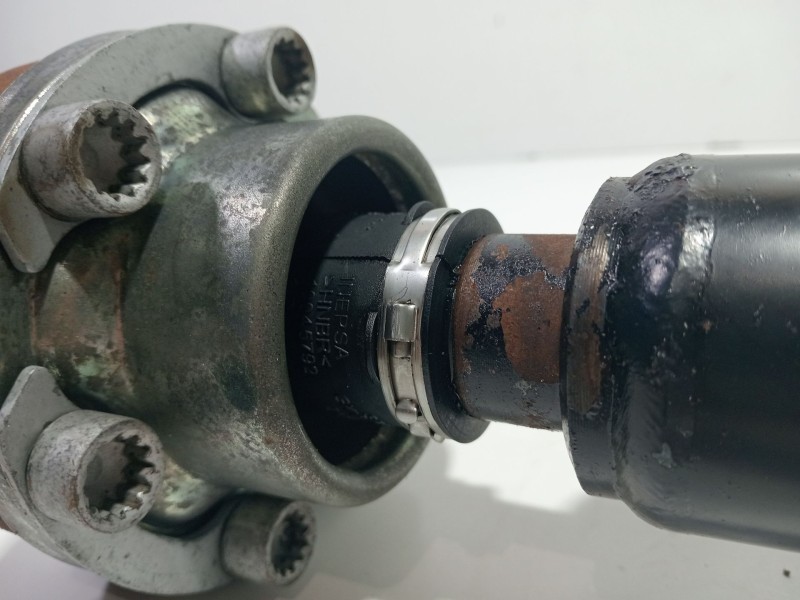 Recambio de transmision central delantera para audi q7 (4l) 3.0 tdi v6 advance quattro (176kw) referencia OEM IAM 7L8521101C  