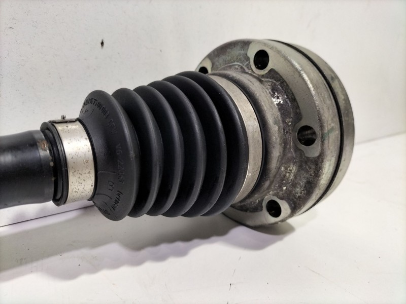 Recambio de transmision delantera derecha para audi q7 (4l) 3.0 tdi v6 advance quattro (176kw) referencia OEM IAM 7L0407271E  