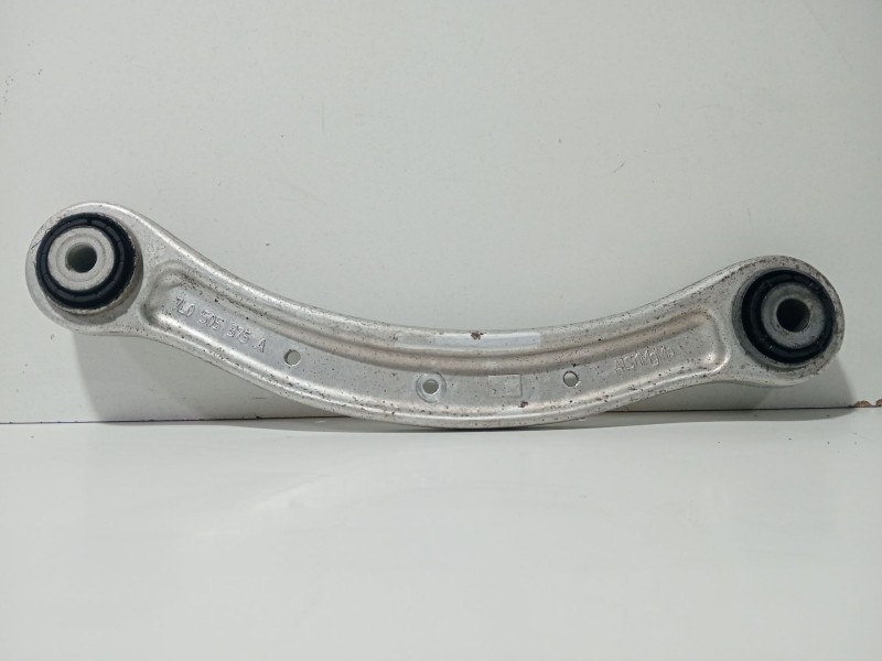 Recambio de brazo suspension superior trasero izquierdo para audi q7 (4l) 3.0 tdi v6 advance quattro (176kw) referencia OEM IAM 
