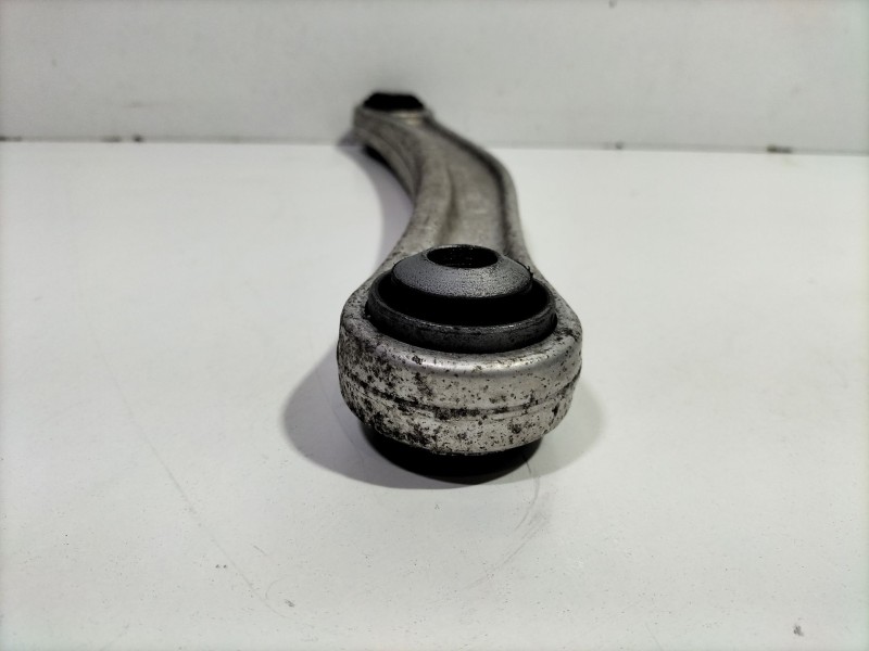 Recambio de brazo suspension superior trasero izquierdo para audi q7 (4l) 3.0 tdi v6 advance quattro (176kw) referencia OEM IAM 