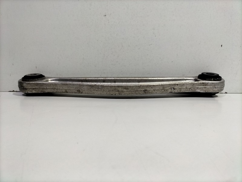 Recambio de brazo suspension superior trasero izquierdo para audi q7 (4l) 3.0 tdi v6 advance quattro (176kw) referencia OEM IAM 