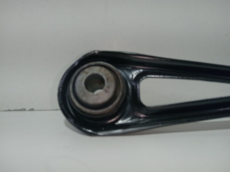 Recambio de brazo suspension inferior trasero izquierdo para audi q7 (4l) 3.0 tdi v6 advance quattro (176kw) referencia OEM IAM 