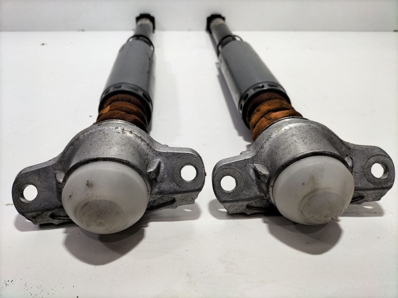 Recambio de juego amortiguadores trasero para audi a3 sportback (8va) ambiente referencia OEM IAM 5Q0512013DF  