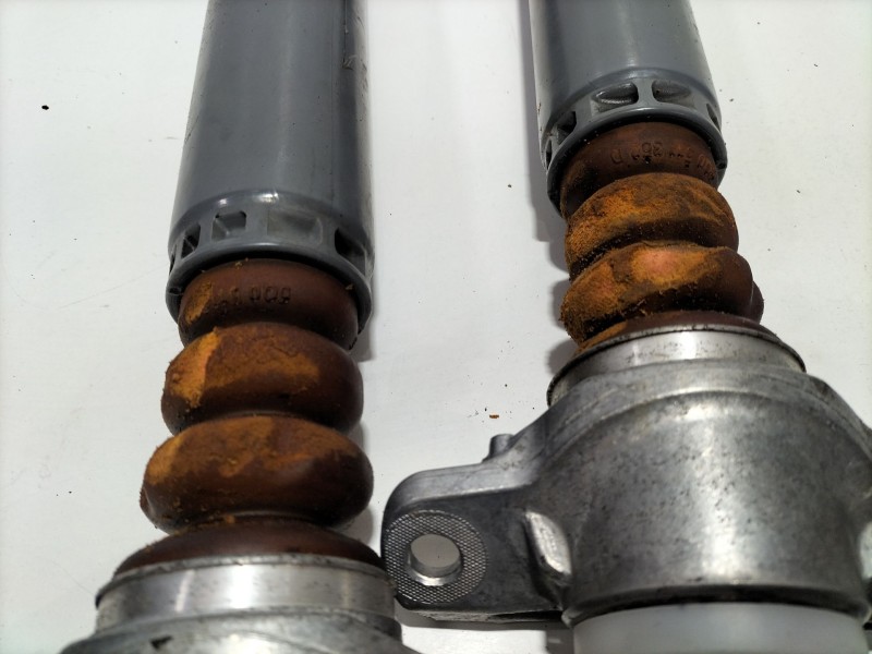 Recambio de juego amortiguadores trasero para audi a3 sportback (8va) ambiente referencia OEM IAM 5Q0512013DF  