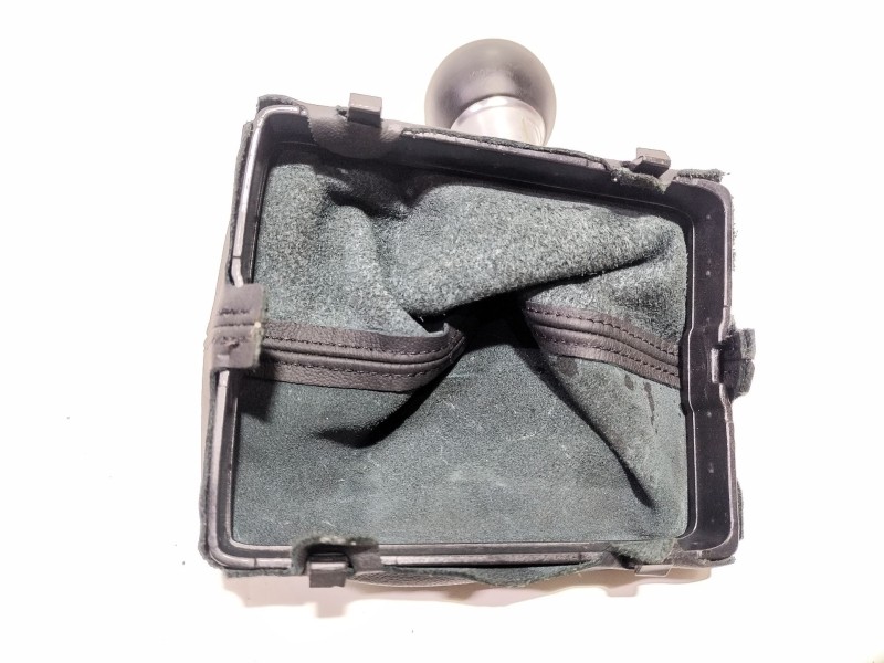 Recambio de pomo palanca cambio para audi a3 sportback (8va) ambiente referencia OEM IAM CLH  