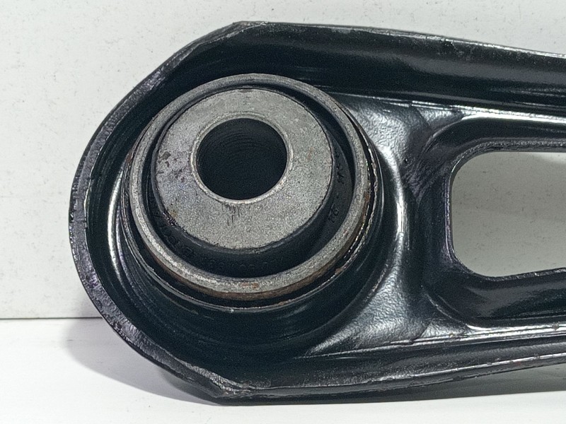 Recambio de brazo suspension inferior trasero derecho para audi q7 (4l) 3.0 tdi v6 advance quattro (176kw) referencia OEM IAM 7L