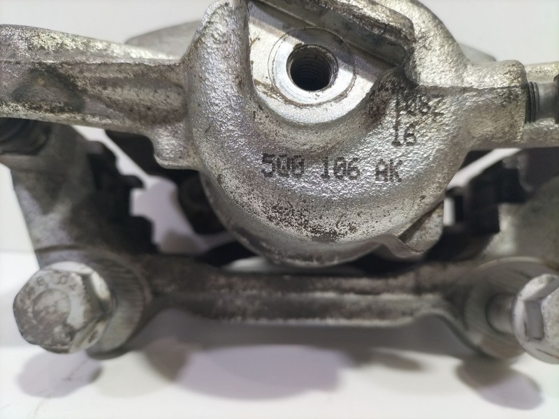 Recambio de pinza freno delantera izquierda para audi a3 sportback (8va) ambiente referencia OEM IAM 5Q0106Ak  