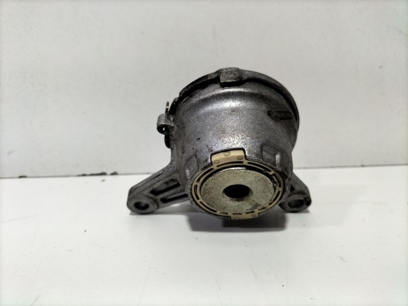 Recambio de tensor correa auxiliar para audi a3 sportback (8va) ambiente referencia OEM IAM 04L903315  