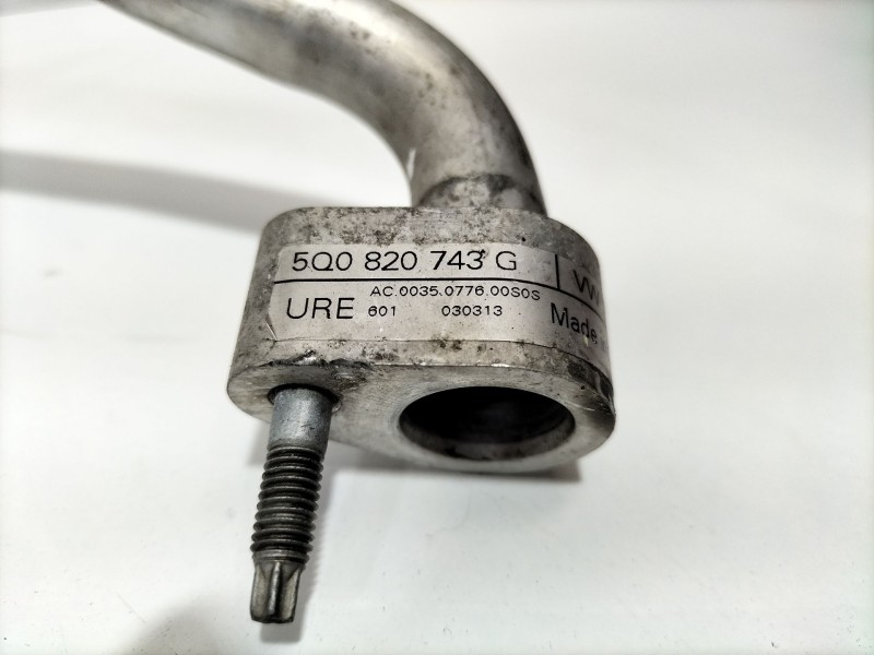 Recambio de tubo para audi a3 sportback (8va) ambiente referencia OEM IAM 5Q0129637  