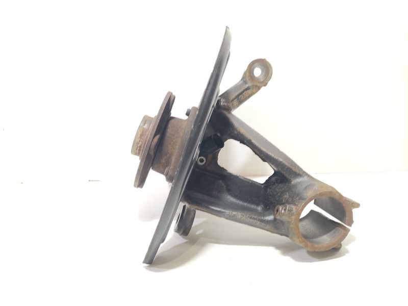 Recambio de mangueta delantera derecha para audi a3 sportback (8va) ambiente referencia OEM IAM 5Q0615312G  