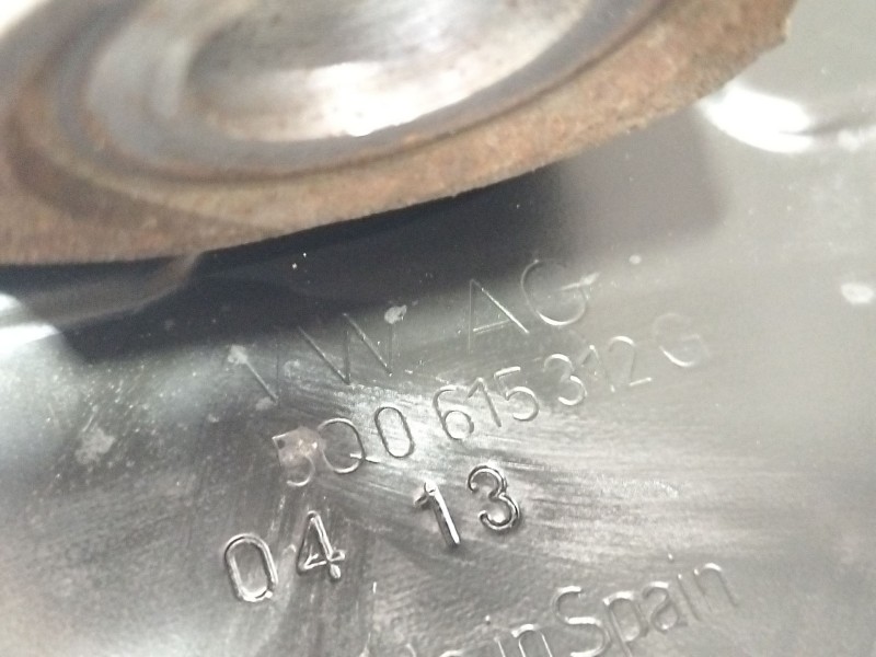 Recambio de mangueta delantera derecha para audi a3 sportback (8va) ambiente referencia OEM IAM 5Q0615312G  