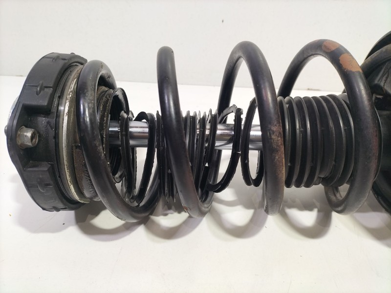 Recambio de amortiguador delantero derecho para seat ibiza (6k1) select referencia OEM IAM 423093JP  