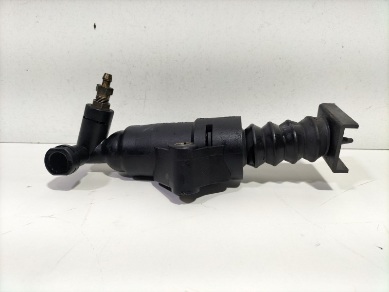 Recambio de bombin embrague para seat ibiza (6k1) select referencia OEM IAM 1J0721261F  