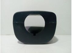 Recambio de moldura para ssangyong kyron 200 xdi limited referencia OEM IAM 76680-08010  