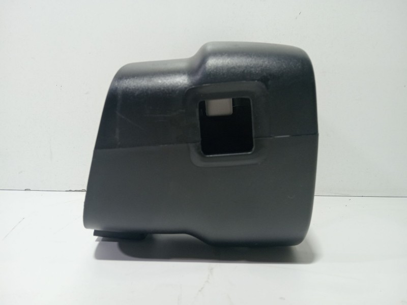 Recambio de moldura para ssangyong kyron 200 xdi limited referencia OEM IAM 76680-08010  