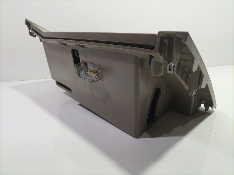 Recambio de guantera para ssangyong kyron 200 xdi limited referencia OEM IAM 7672009000  