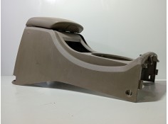 Recambio de moldura para ssangyong kyron 200 xdi limited referencia OEM IAM 7791131000   2