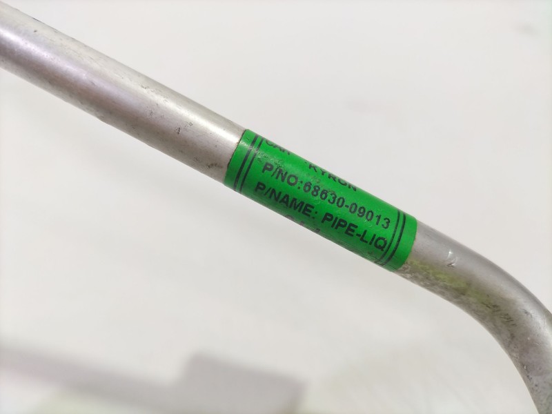 Recambio de tubos aire acondicionado para ssangyong kyron 200 xdi limited referencia OEM IAM 6863009013  