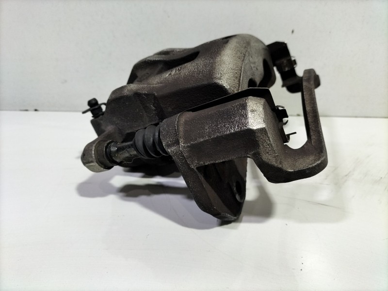 Recambio de pinza freno delantera derecha para ssangyong kyron 200 xdi limited referencia OEM IAM BC140112  