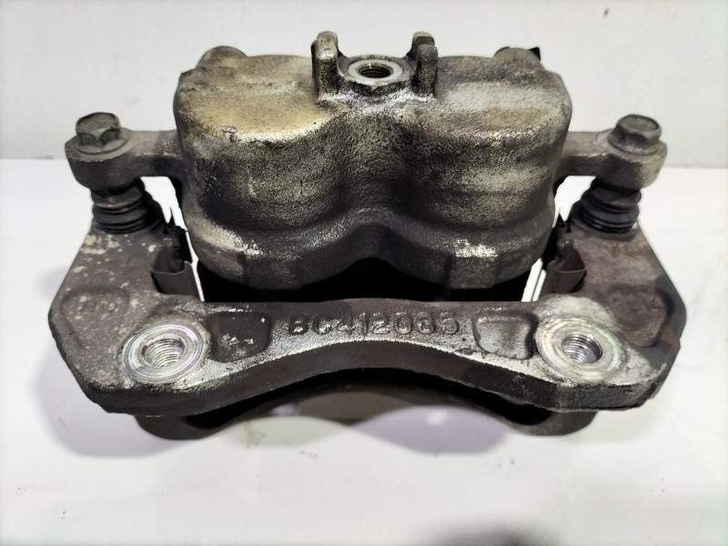 Recambio de pinza freno delantera derecha para ssangyong kyron 200 xdi limited referencia OEM IAM BC140112  