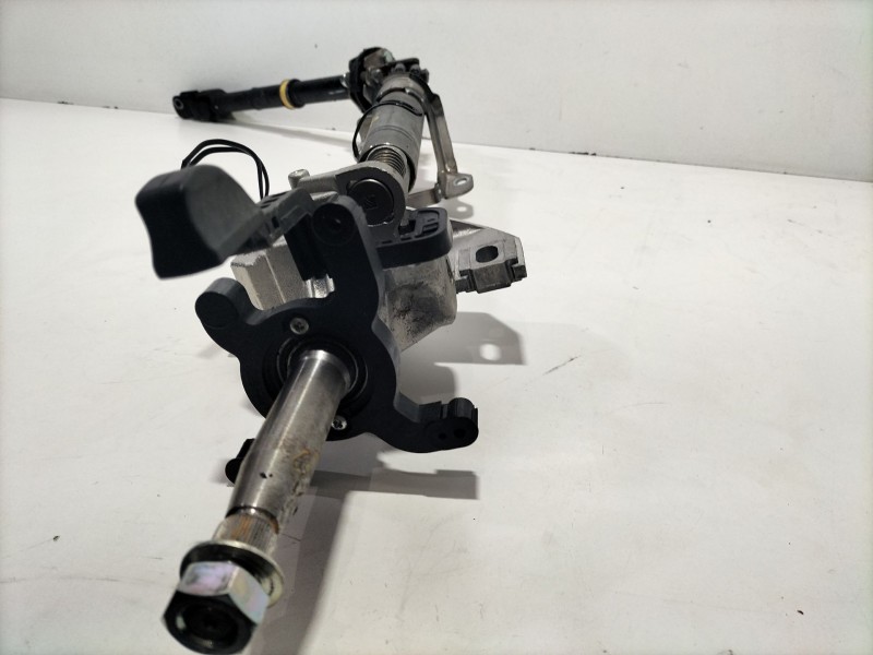 Recambio de columna direccion para ssangyong kyron 200 xdi limited referencia OEM IAM 4621009004  