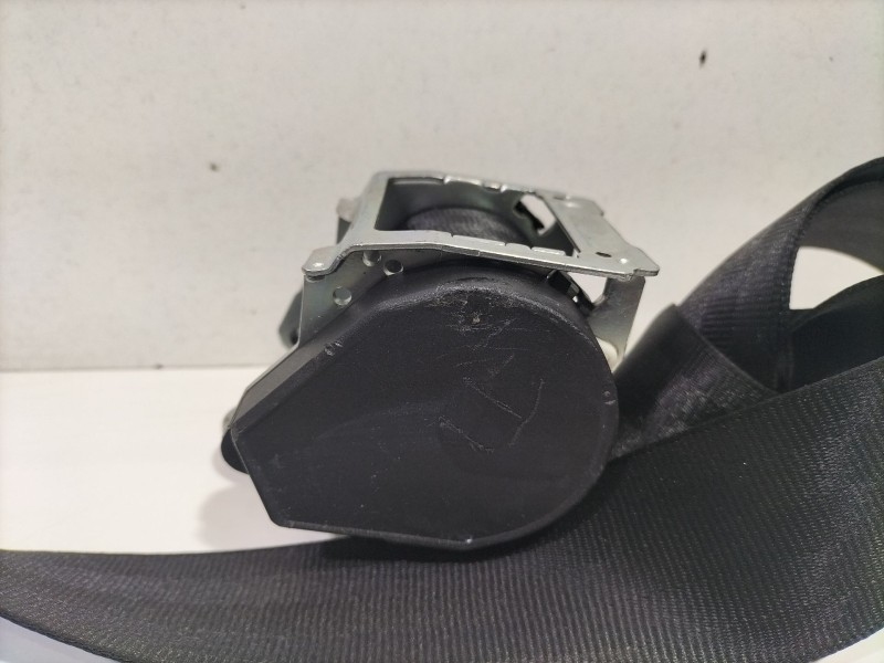 Recambio de cinturon seguridad trasero izquierdo para ssangyong kyron 200 xdi limited referencia OEM IAM 193857737A  