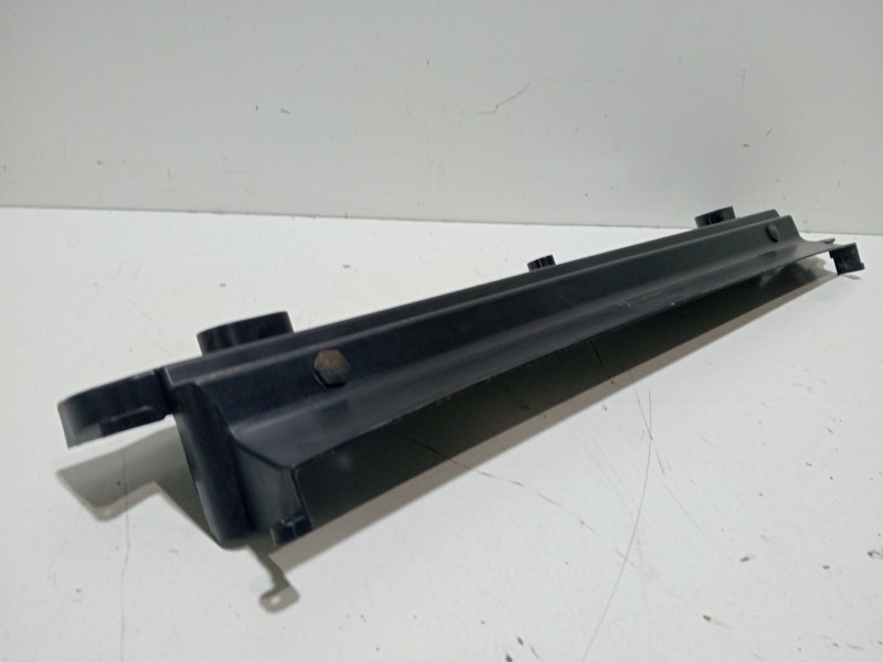 Recambio de moldura para bmw serie 5 berlina (e60) 520d referencia OEM IAM 7787830  