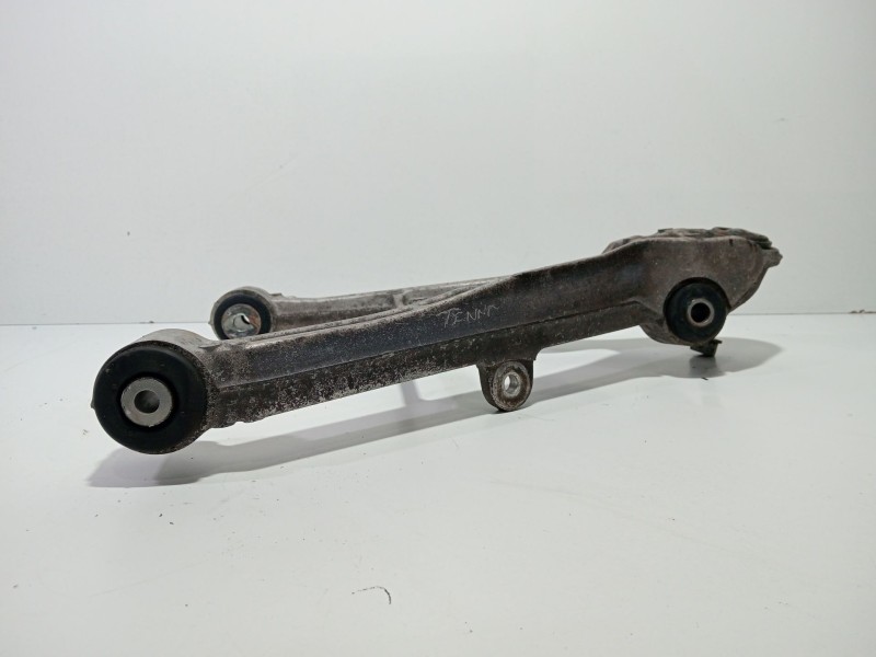 Recambio de brazo suspension inferior trasero izquierdo para chevrolet corvette 5.7 referencia OEM IAM L10333635  