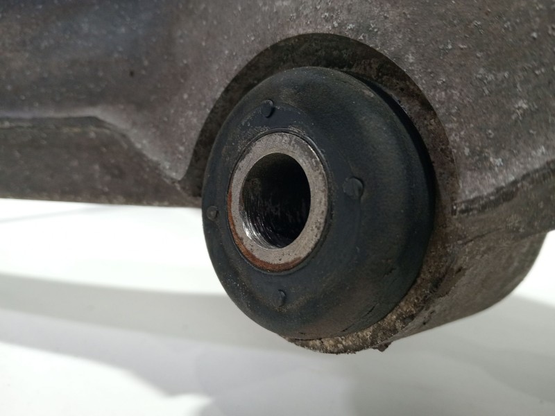 Recambio de brazo suspension inferior trasero izquierdo para chevrolet corvette 5.7 referencia OEM IAM L10333635  