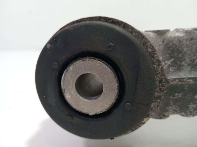 Recambio de brazo suspension inferior trasero izquierdo para chevrolet corvette 5.7 referencia OEM IAM L10333635  