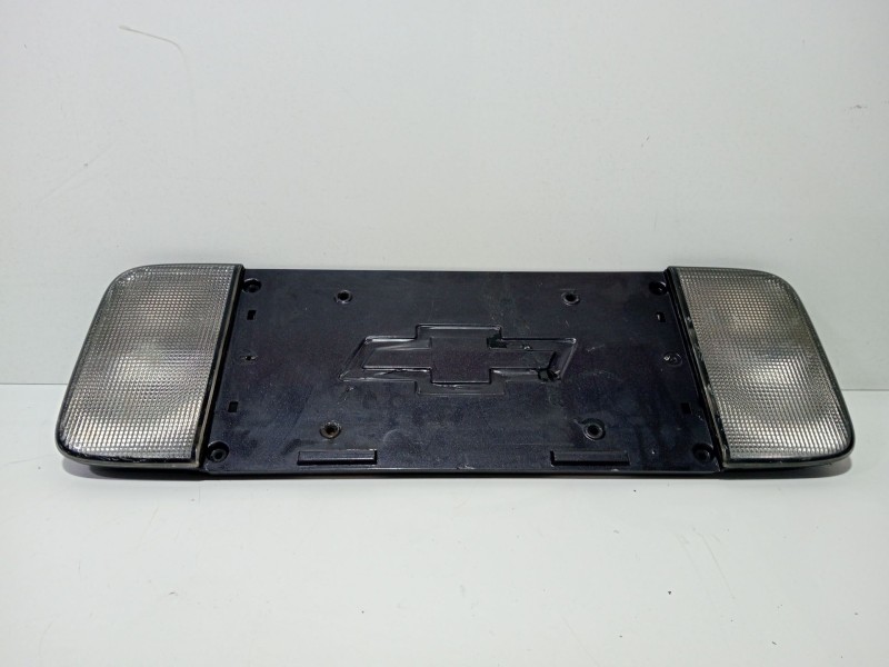 Recambio de portamatriculas para chevrolet corvette 5.7 referencia OEM IAM 16524094  