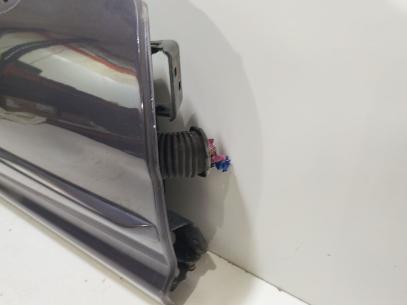 Recambio de puerta delantera derecha para chevrolet corvette 5.7 referencia OEM IAM 10283990  