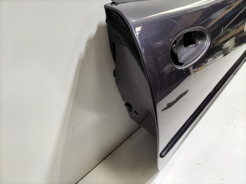 Recambio de puerta delantera derecha para chevrolet corvette 5.7 referencia OEM IAM 10283990  