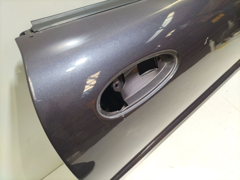 Recambio de puerta delantera derecha para chevrolet corvette 5.7 referencia OEM IAM 10283990  