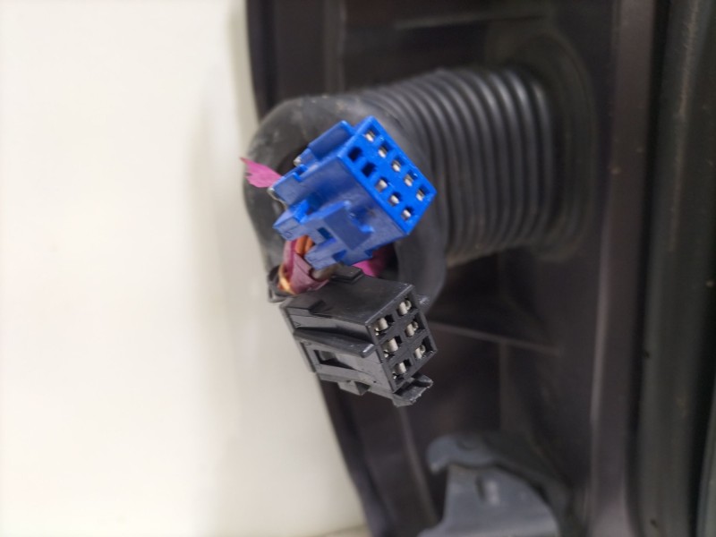 Recambio de puerta delantera derecha para chevrolet corvette 5.7 referencia OEM IAM 10283990  