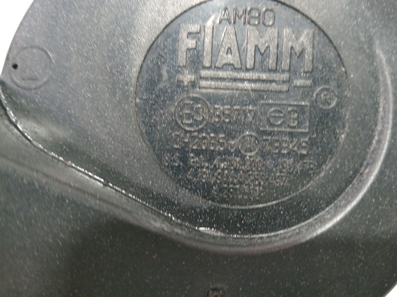 Recambio de claxon para chevrolet corvette 5.7 referencia OEM IAM LT1(350CUV8)  