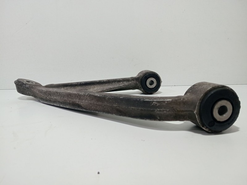 Recambio de brazo suspension superior trasero izquierdo para chevrolet corvette 5.7 referencia OEM IAM L10233620  