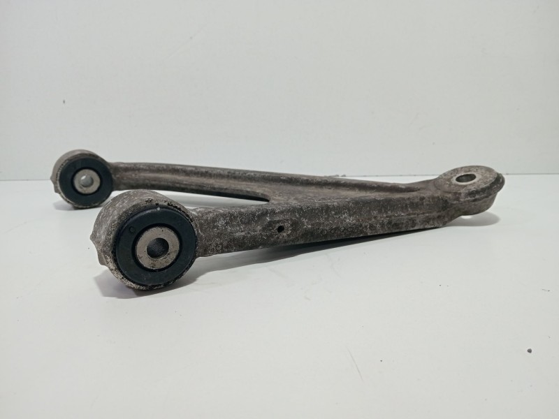 Recambio de brazo suspension superior trasero izquierdo para chevrolet corvette 5.7 referencia OEM IAM L10233620  