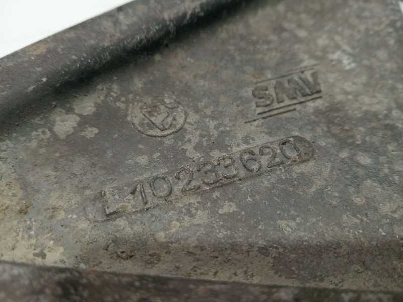 Recambio de brazo suspension superior trasero izquierdo para chevrolet corvette 5.7 referencia OEM IAM L10233620  