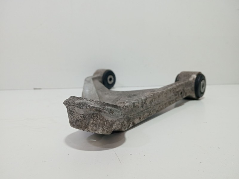 Recambio de brazo suspension superior trasero derecho para chevrolet corvette 5.7 referencia OEM IAM 10233621  