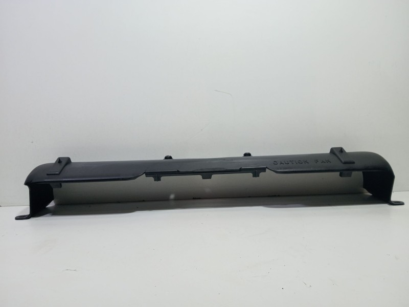 Recambio de moldura para chevrolet corvette 5.7 referencia OEM IAM 1040539  