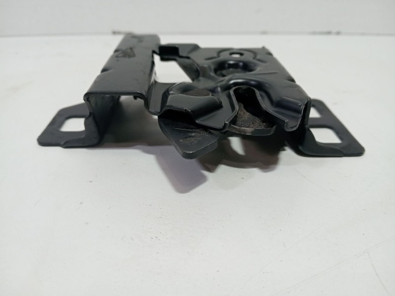 Recambio de cerradura capot para chevrolet corvette 5.7 referencia OEM IAM LT1(350CUV8)  