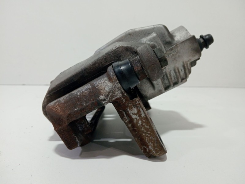 Recambio de pinza freno trasera izquierda para chevrolet corvette 5.7 referencia OEM IAM N6251444  