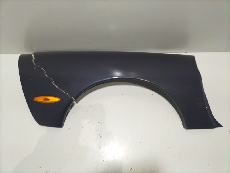 Recambio de aleta trasera derecha para chevrolet corvette 5.7 referencia OEM IAM 10408006  