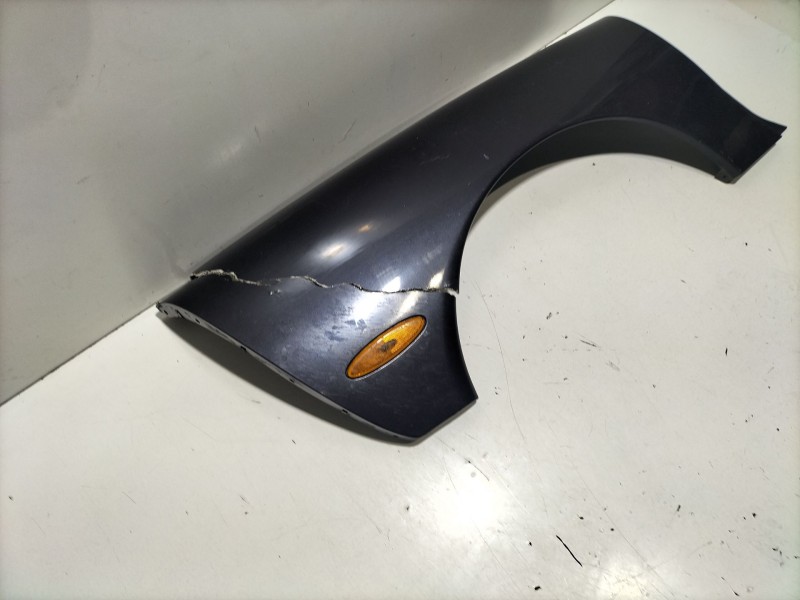 Recambio de aleta trasera derecha para chevrolet corvette 5.7 referencia OEM IAM 10408006  