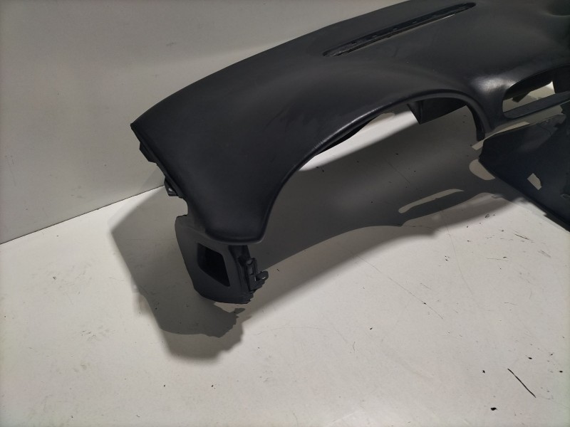 Recambio de salpicadero para chevrolet corvette 5.7 referencia OEM IAM 10293452  