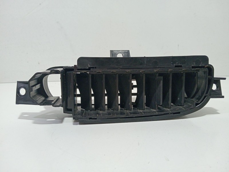 Recambio de aireador de salpicadero para chevrolet corvette 5.7 referencia OEM IAM   