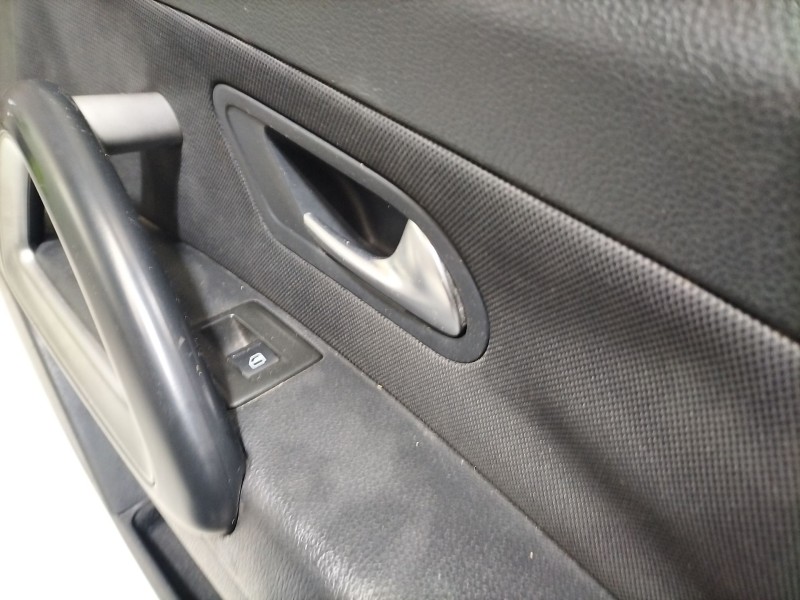 Recambio de guarnecido puerta delantera derecha para volkswagen scirocco (137) 1.4 tsi (118kw) referencia OEM IAM 1K8867012ATYCH